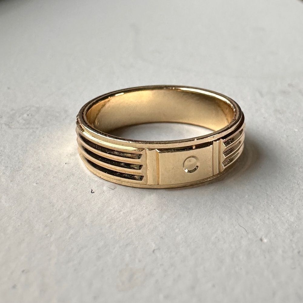 NWB Yellow Gold Plated Geometric Band Ring Size 7.75 Textured Modern Jewelry